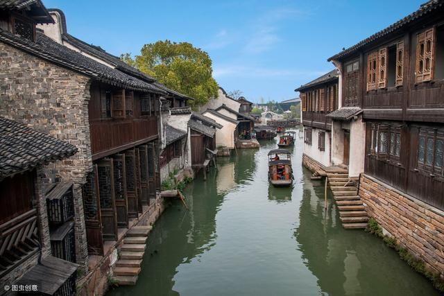 营业已百年，在“尔滨”没人能饿着肚子走出道里菜市场